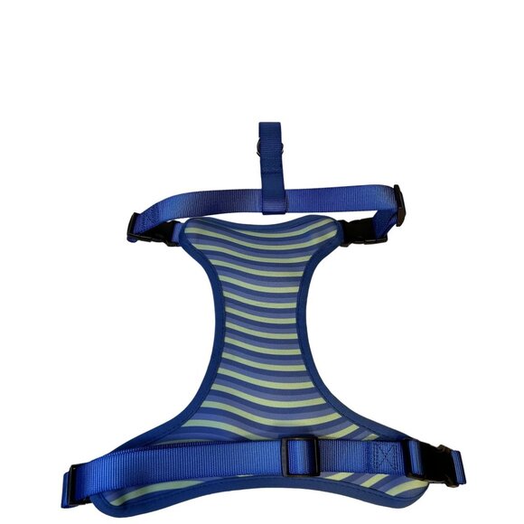 Heart to Tail Reversible No Pull Adjustable Small Pet Harness Shark/Stripe Print - Picture 2 of 7